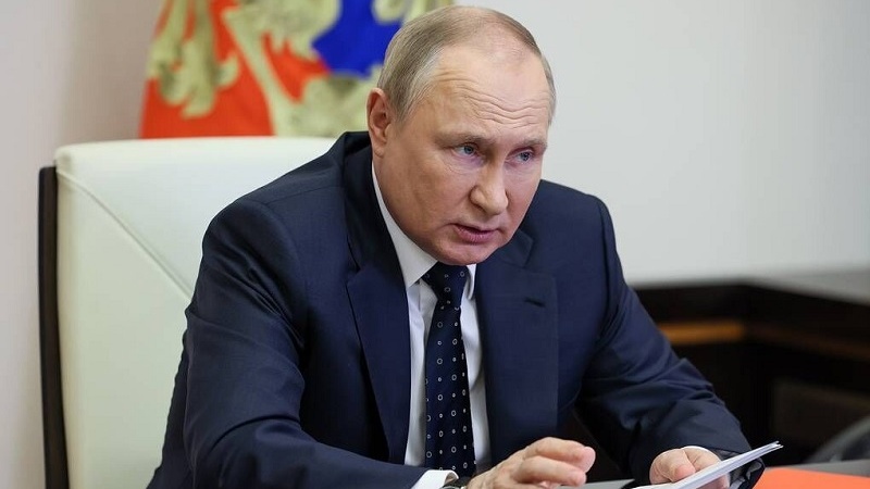 Putin: Rusya, Ukrayna'nın Donbass'tan pay alma talebini durdurmaya çalışıyor