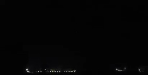シリア対空防衛部隊が、領空への侵入者を撃墜