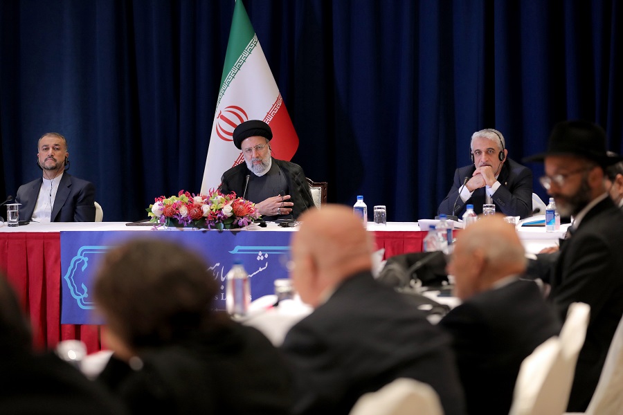 دکتر رئیسی: گفتگوی اندیشه‌ای میان ادیان را جایگزین درگیری، برخورد و حذف کنیم