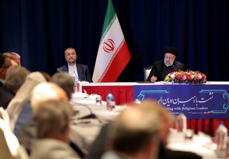 رئیسی: جمهوری اسلامی ایران آماده برگزاری نشست جهانی گفتگوی رهبران ادیان الهی است