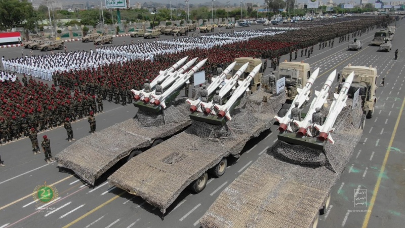 Gelar Parade Militer Besar, Yaman Pamerkan Berbagai Rudal
