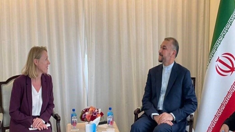 Irans Außenminister trifft sich mit seiner norwegischen Amtskollegin