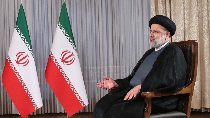 イラン大統領、「中ロとの一層密接な関係は米の制裁粉砕への助力」