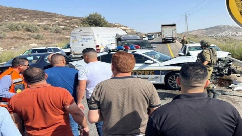 Forze israeliane sparano su palestinese al volante dell'auto, ucciso