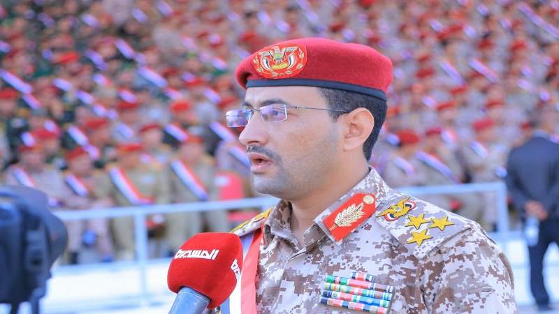 القوات المسلحة توجه تحذيراً شديد اللهجة للشركات الأجنبية التي تنهب ثروات الشعب اليمني 