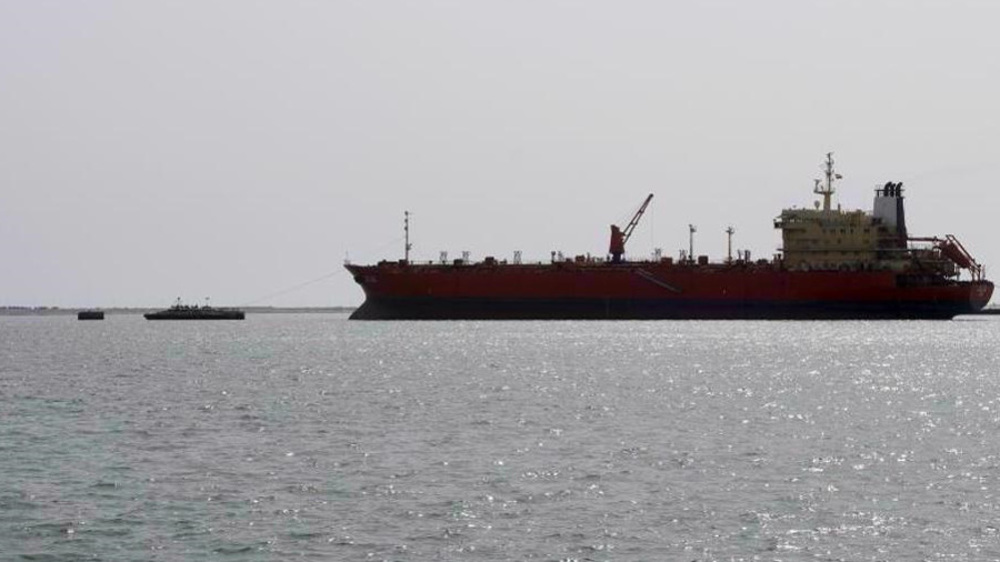  Saudi-led coalition seizes Yemen-bound fuel tanker in another truce breach 