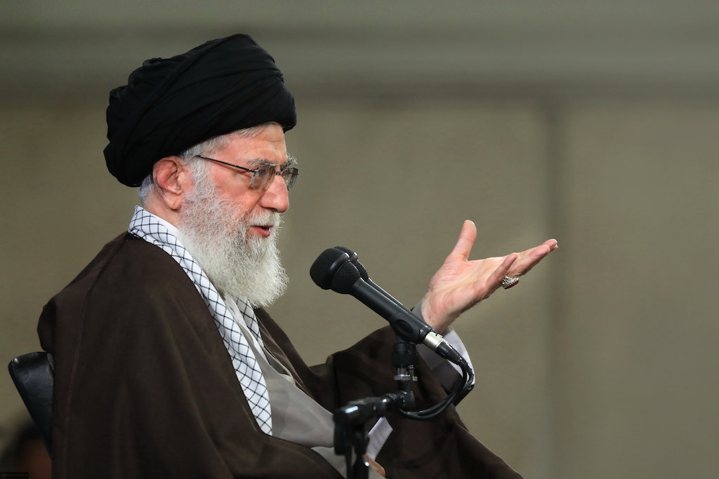 Video: Reason for military attack on Iran after Revolution