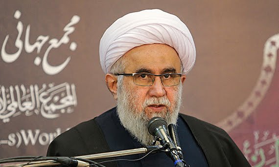 آية الله رمضاني: يجب تحسين المراكز الإسلامية من حيث التمويل والتسهيلات البحثية