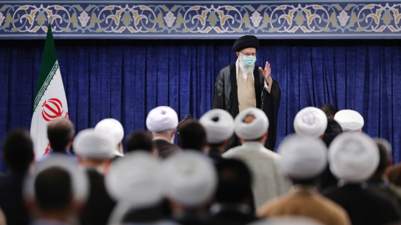 イラン最高指導者、「わが国は、覇権主義という七つの頭の竜を撃退」