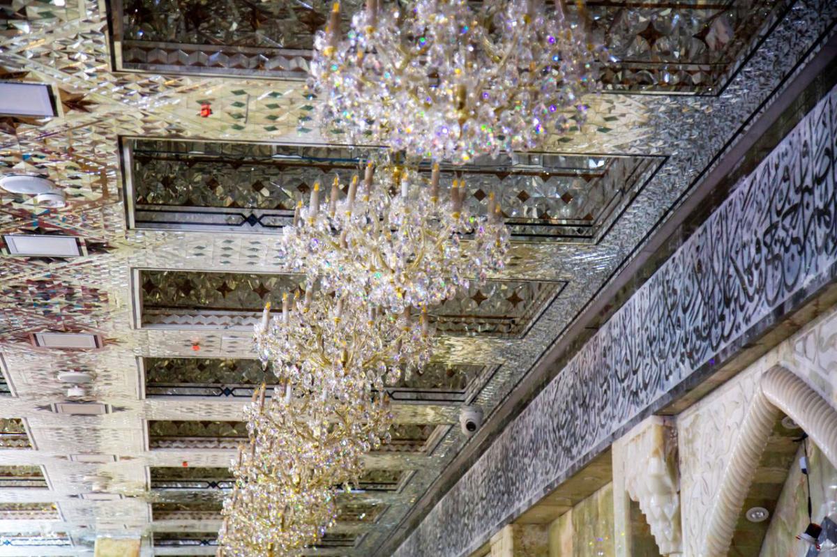 130 ceiling and wall chandeliers enter service in basement of Imam al-Jawad