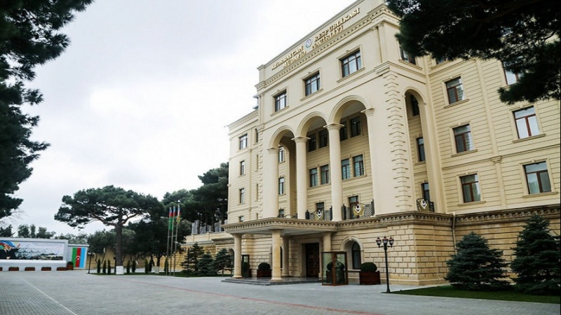 Азәрбајҹан ордусунун мөвгеләри атәшә тутулуб