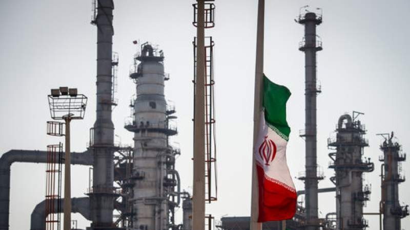 イラン石油相、「世界のエネルギー保障を高める用意ある」