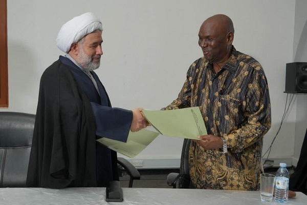  Al Mustafa, Kampala universities sign MoU to boost academic coop.