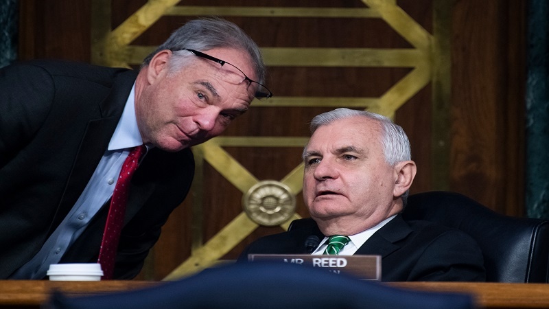 Senator AS Ini Ragu Serahkan Jet Tempur kepada Ukraina