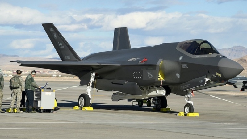 米国防総省がF35戦闘機の納品停止、エンジンに中国製部品