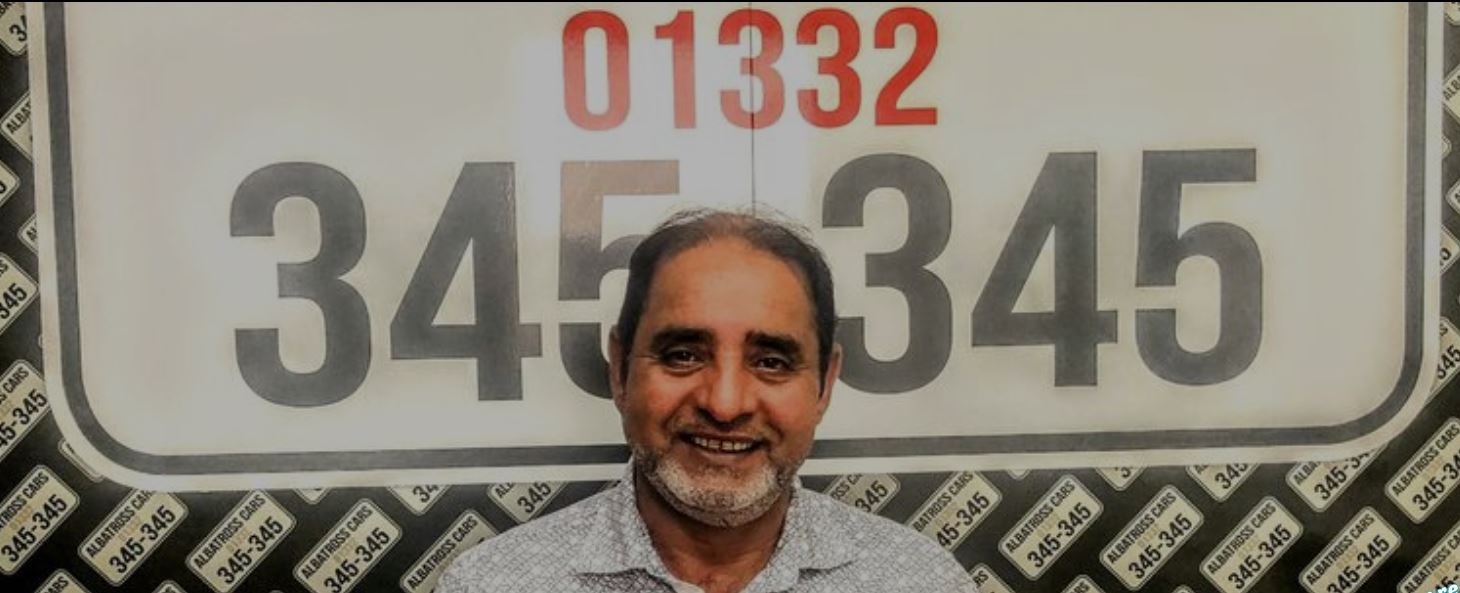 UK: Muslim Cab Driver Hailed for Saving Man’s Life