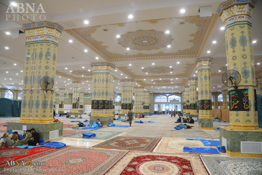 تقرير مصور / إيواء زوار أربعينية الإمام الحسين (ع) في مسجد جمكران المقدس بمدينة قم
