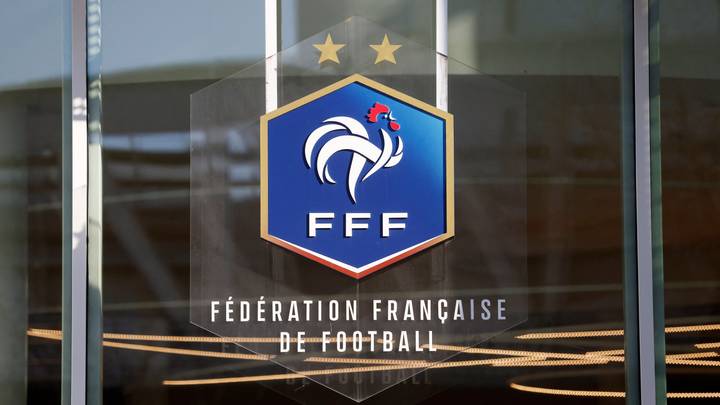 FS Francuske zabranio prekidanje utakmice kako bi fudbaleri prekinuli post