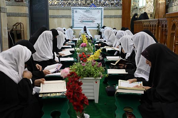إقامة محافل قرآنية رمضانية نسوية 