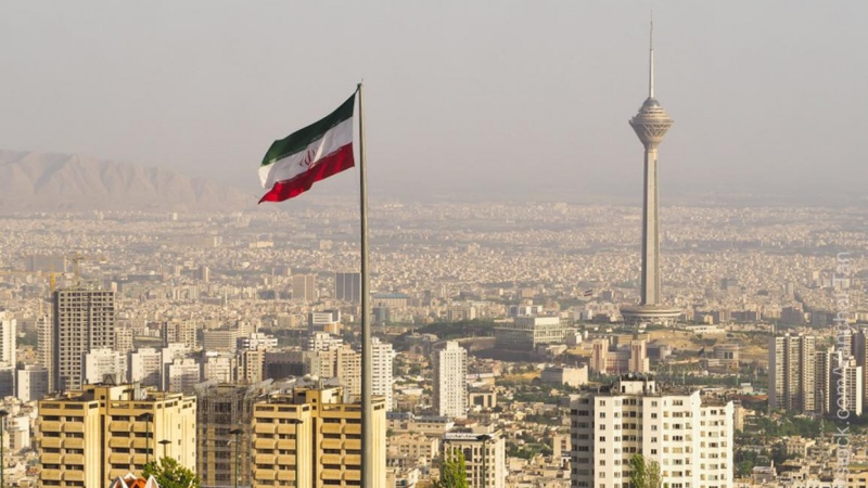 世界銀行が予測、「2023年にイラン経済は2%成長」