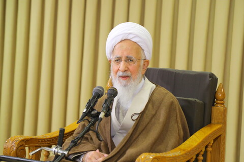 آية الله جوادي الآملي يدعو للمشاركة الواسعة في مسيرات يوم القدس