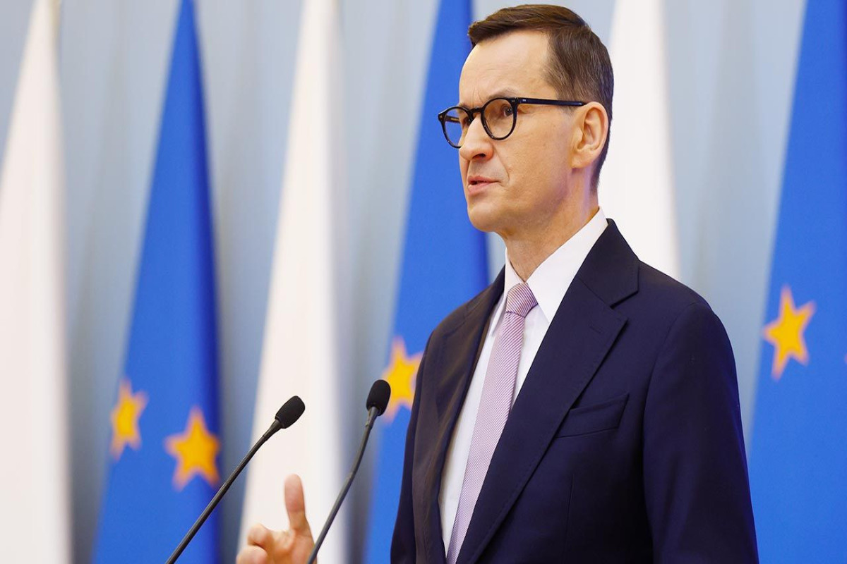 Полша Баш назири Украјнада мәғлубијјәтин Гәрбин “гызыл дөвр”үнүн сону ола биләҹәјинә етираф етди
