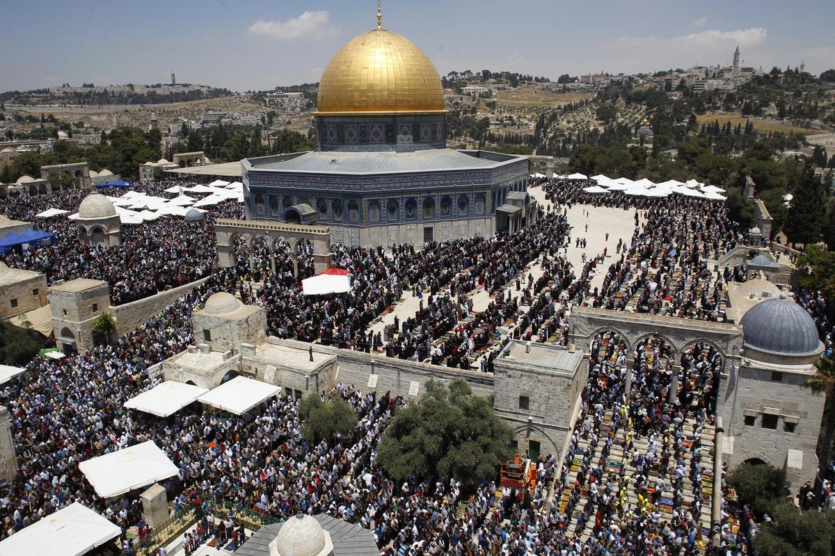 Palestinians mark International Quds day in Damascus