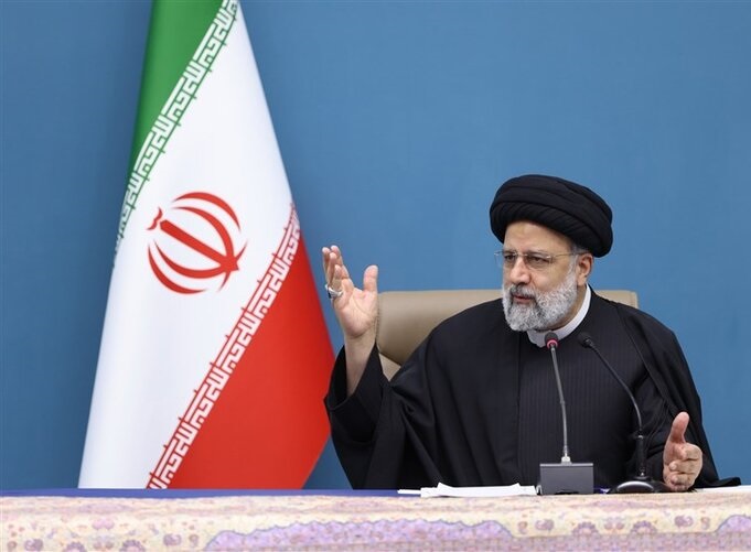 الرئيس الإيراني: سنحل قضية الحجاب من وجهة نظر ثقافية