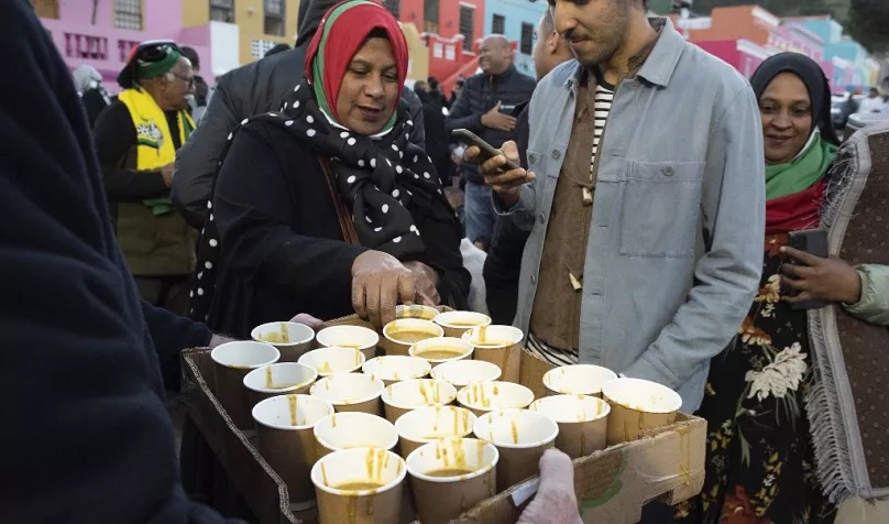 ویدیو/ ضیافت افطار بین ادیان در کیپ تاون آفریقای جنوبی