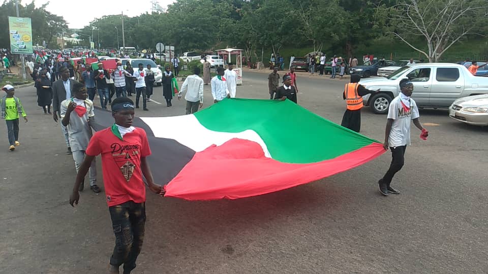 Nigeriens burn Israel, US flags in international Quds Day rallies
