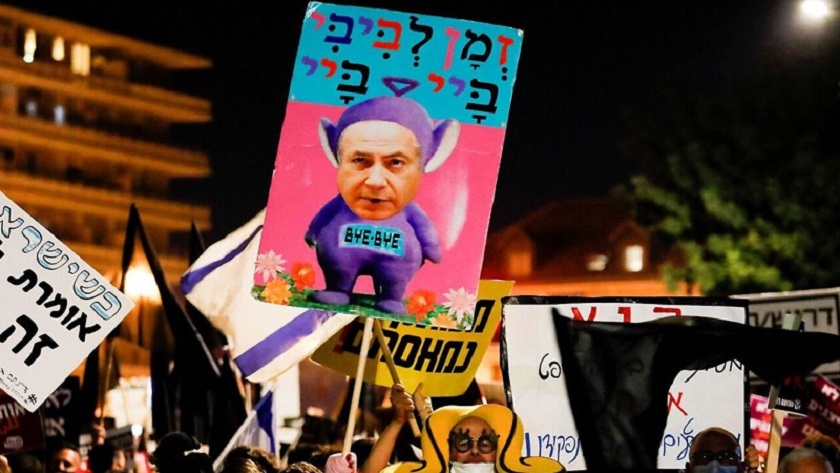 Massive demonstrations continue against Netanyahu in occupied Palestine for 15th week