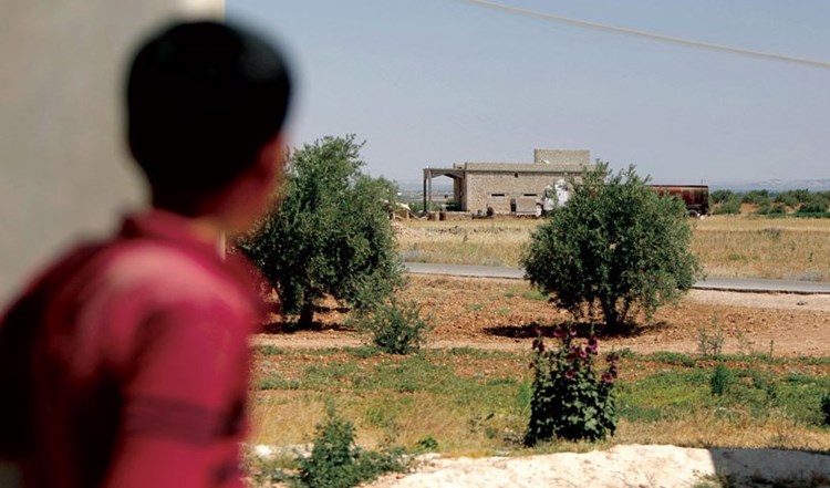 إصابة جنود أمريكيين خلال عملية إنزال جوي بريف حلب