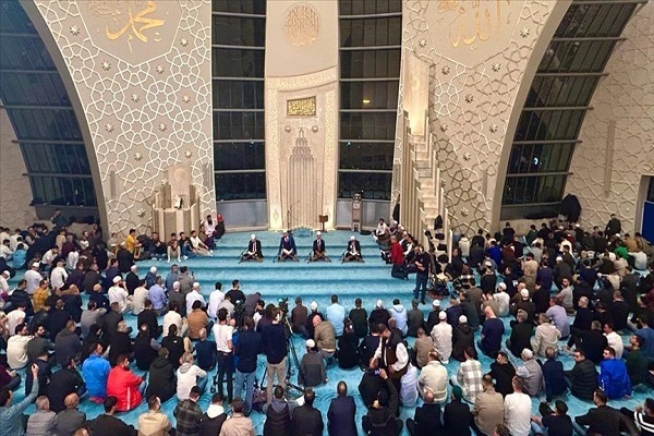 بزرگداشت شب قدر در مساجد آلمان