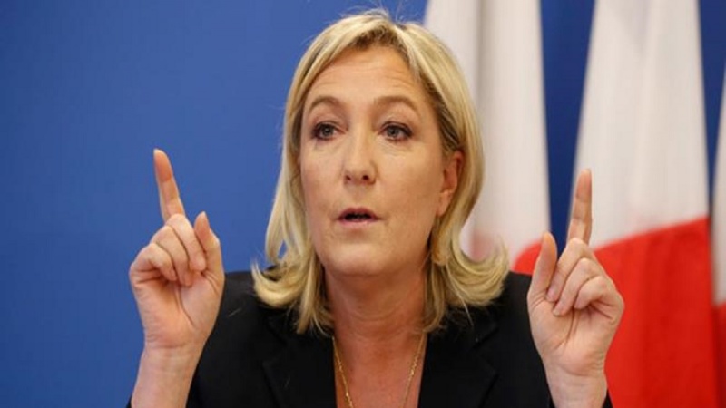 Le Pen: Macron Jadikan Prancis, Negara Demokratis yang Gagal