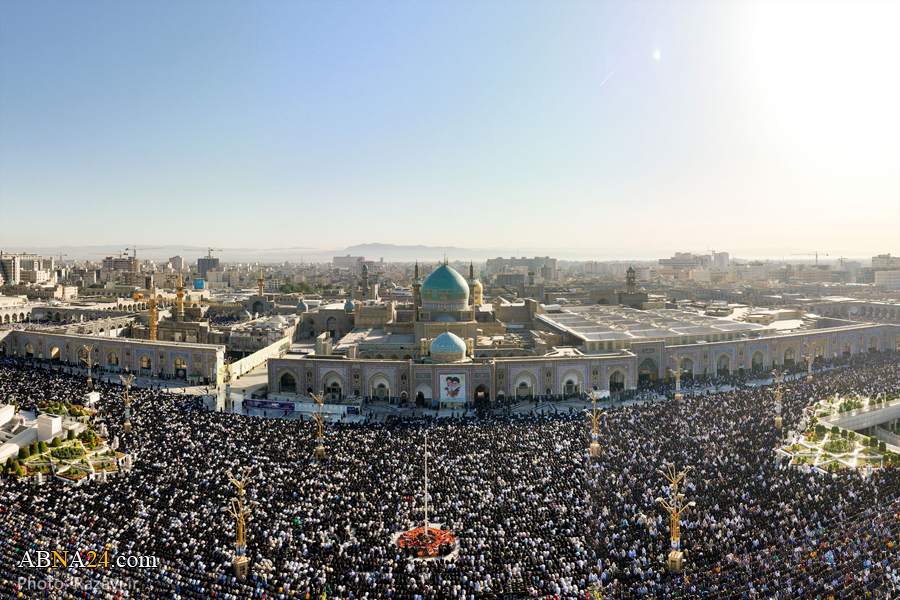 تقرير مصور / إقامة صلاة عيد الفطر المبارك في حرم الإمام الرضا (ع) 