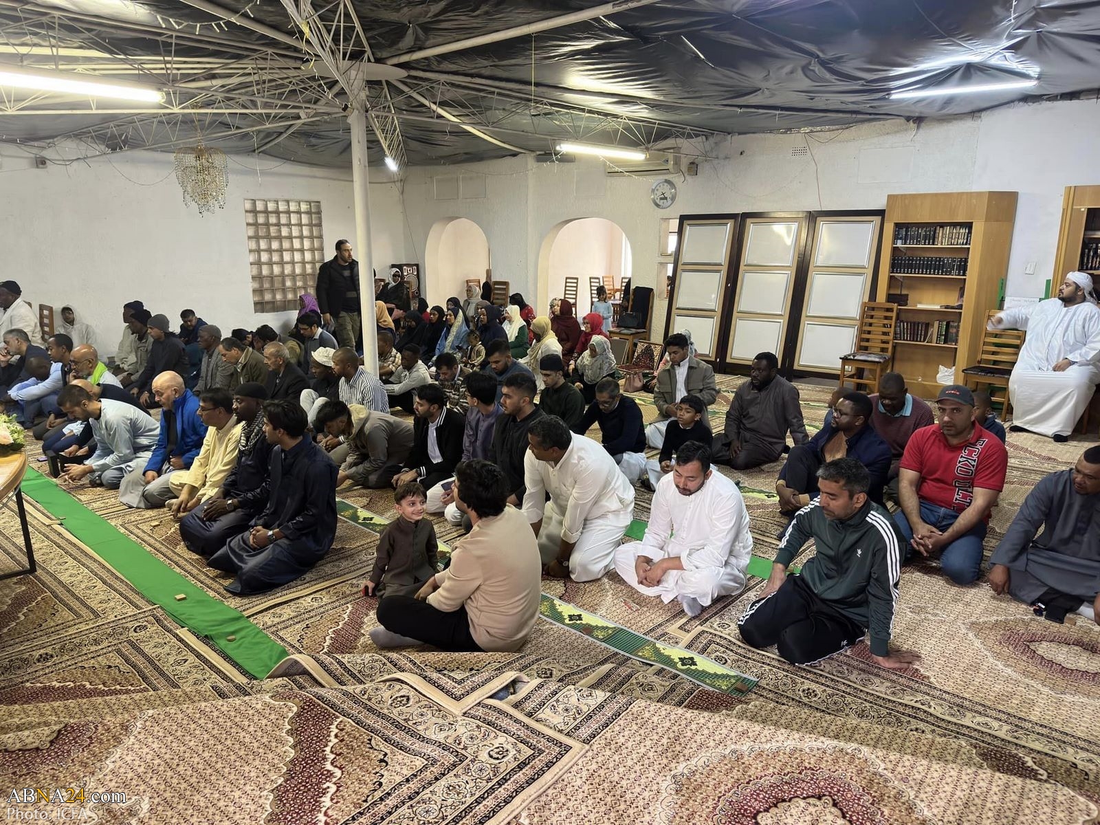 تقرير مصور / إقامة صلاة عيد الفطر المبارك في أكبر مدن افريقا الجنوبية