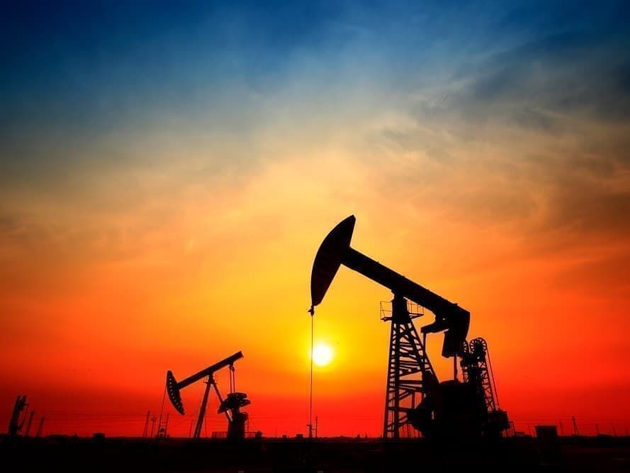 Preço do petróleo regista alta de 6,3% nos mercados mundiais