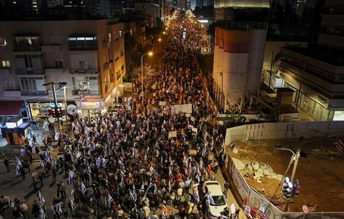 المعارضة في دولة الاحتلال الإسرائيلي تدعو لتظاهرات عارمة واغلاق الطرق 