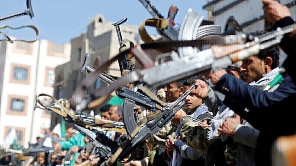 مصادر يمنية: السعودية أبلغت مجلس القيادة الرئاسي بقرارها إنهاء الحرب على اليمن