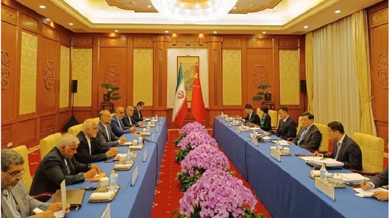 Emir Abdullahiyan, Çin dışişleri bakanı ile görüştü