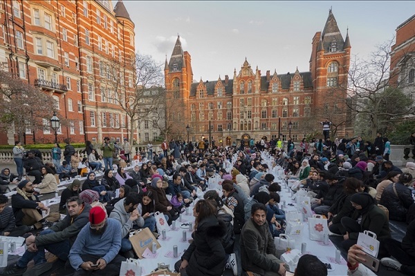London’s Royal Albert Hall hosts open Iftar event during Ramadan