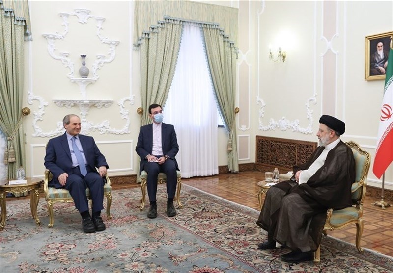 رئيسي خلال استقباله المقداد: لقائي الأسد تجسيد لانتصار حركة المقاومة