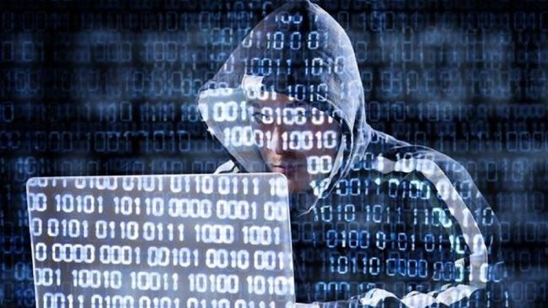 Data Puluhan Juta Orang Inggris Dicuri