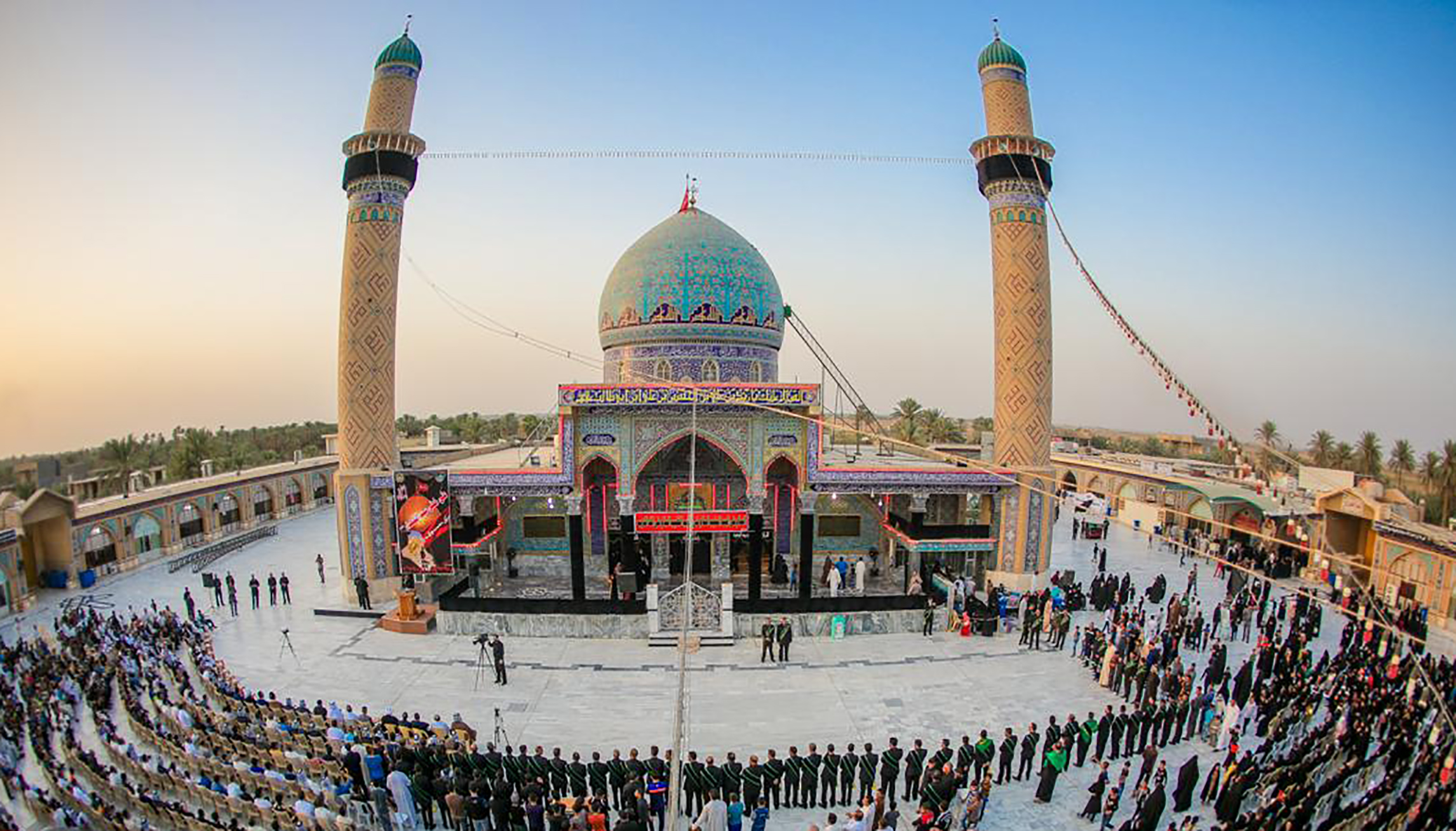 آل البيت معدن الرسالة وأصل باب مدينة علم رسول الله (ص)