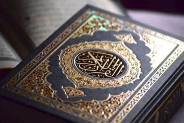 مجموعة معادية للإسلام أحرقت مصحفا أمام سفارتي تركيا والعراق بالدنمارك