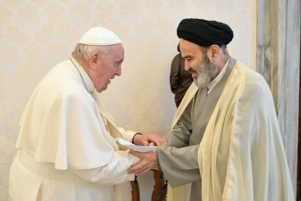 Apelo ao Papa Francisco: Guia as Nações Ocidentais na Prevenção da Profanação do Alcorão