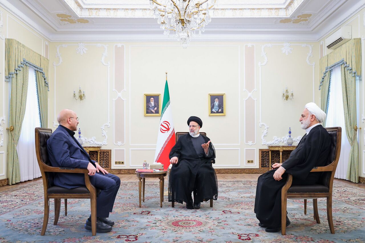 ايران.. اجتماع السلطات الثلاث لمناقشة أهم القضايا الراهنة في البلاد