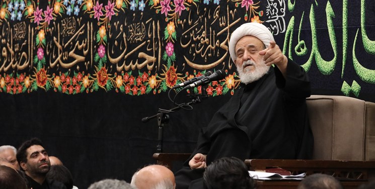 انصاریان: جوانان به جای افراد خالی از معنویت، حضرت عباس(ع) را الگو قرار دهند + فیلم