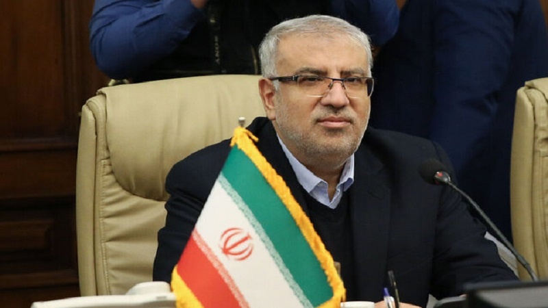 Вазири нефт: Эрон ҳуқуқ ва манофеъи худ дар майдони гази Орашро пайгири мекунад