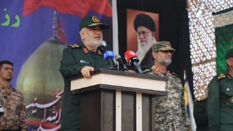 イスラム革命防衛隊総司令官、「敵には脅しを後悔させる対処を取る」